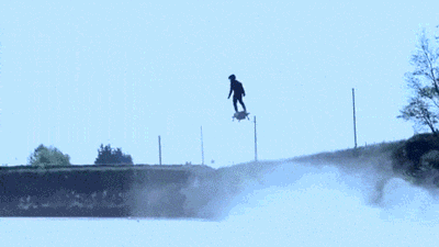 在光速進步中的科技水平進行對傳統理念的顛覆革命下，碳纖維將會像&ldquo;老前輩&rdquo;鋼鐵一樣得到廣泛的應用，走入千千萬萬平民百姓的家