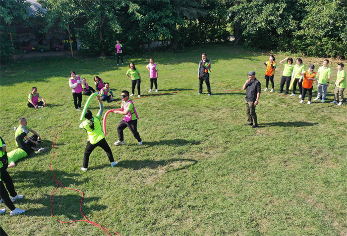 廣東博皓“技?jí)喝盒壅l(shuí)知曉,賽場(chǎng)風(fēng)云見(jiàn)真曉”第五屆運(yùn)動(dòng)會(huì) -9