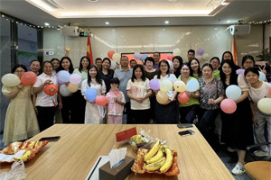 花好月圓，情滿中秋！